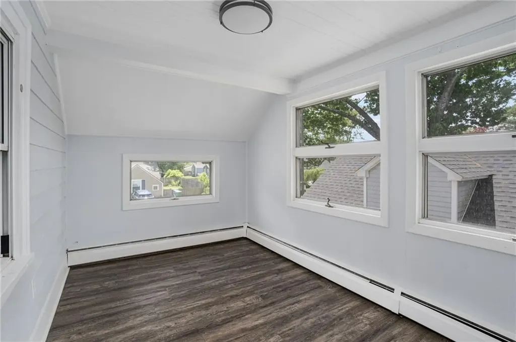 5 Shippen Avenue Warwick RI 02888