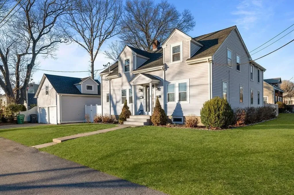 5 Shippen Avenue Warwick RI 02888