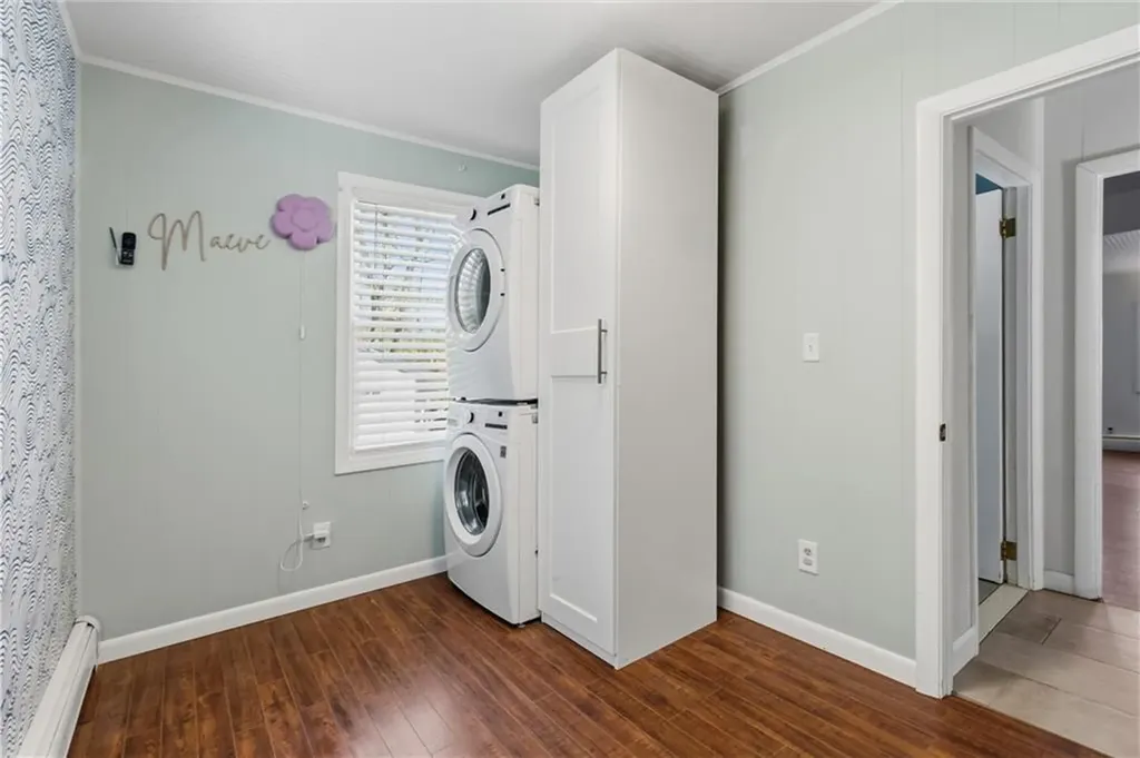 31 West Shore Drive Exeter RI 02822
