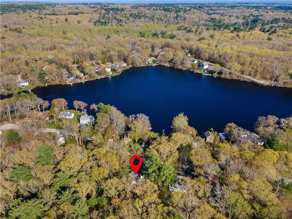 31 West Shore Drive Exeter RI 02822