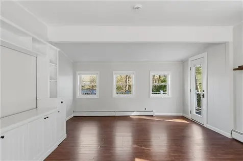 31 West Shore Drive Exeter RI 02822