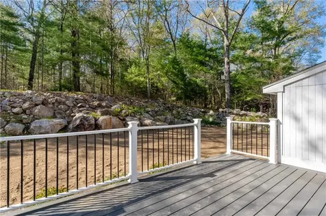 31 West Shore Drive Exeter RI 02822