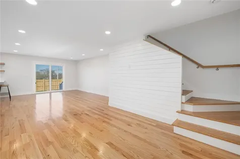 11 Gunning Court Middletown RI 02842