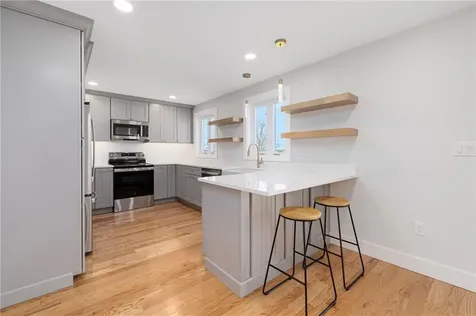 11 Gunning Court Middletown RI 02842