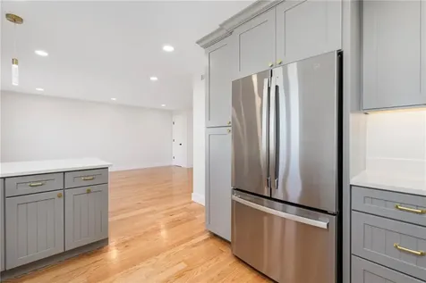 11 Gunning Court Middletown RI 02842