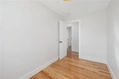 11 Gunning Court Middletown RI 02842