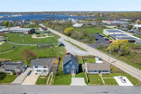 11 Gunning Court Middletown RI 02842