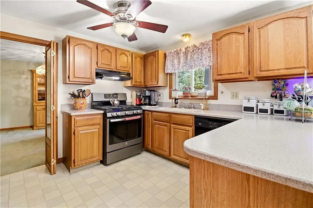 30 Wood Cove Drive Coventry RI 02816