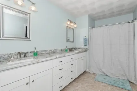 100 Franklin Road Scituate RI 02825