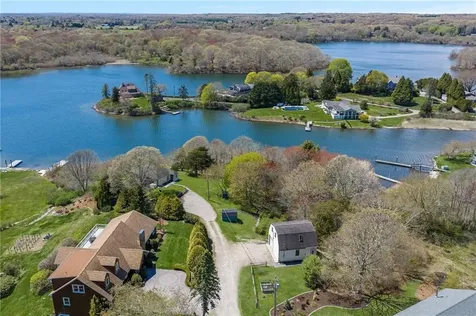 93 Old Succotash Road South Kingstown RI 02879