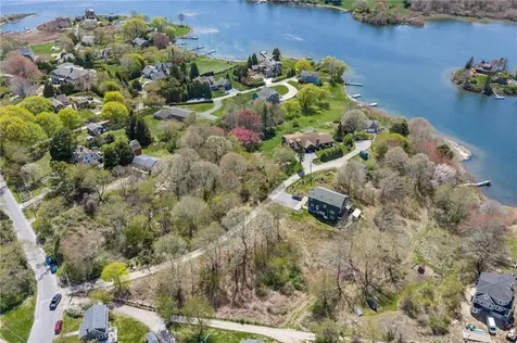 93 Old Succotash Road South Kingstown RI 02879