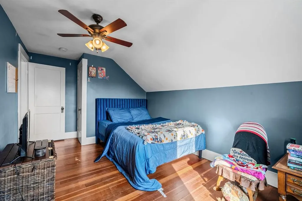 95 Saint Paul Street North Smithfield RI 02896