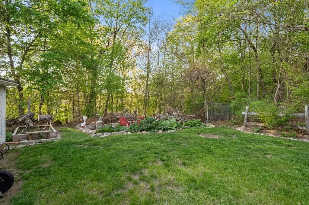 95 Saint Paul Street North Smithfield RI 02896