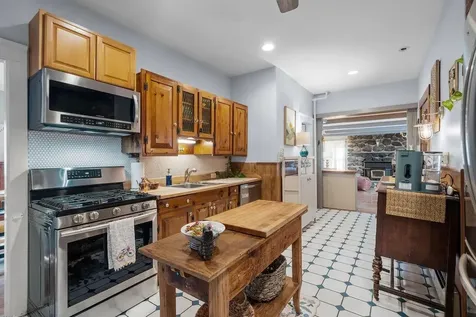 95 Saint Paul Street North Smithfield RI 02896