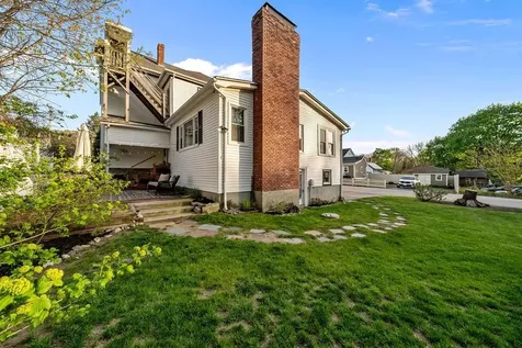 95 Saint Paul Street North Smithfield RI 02896