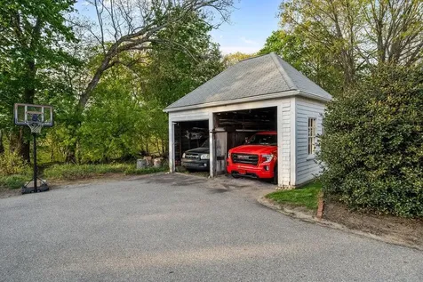 95 Saint Paul Street North Smithfield RI 02896