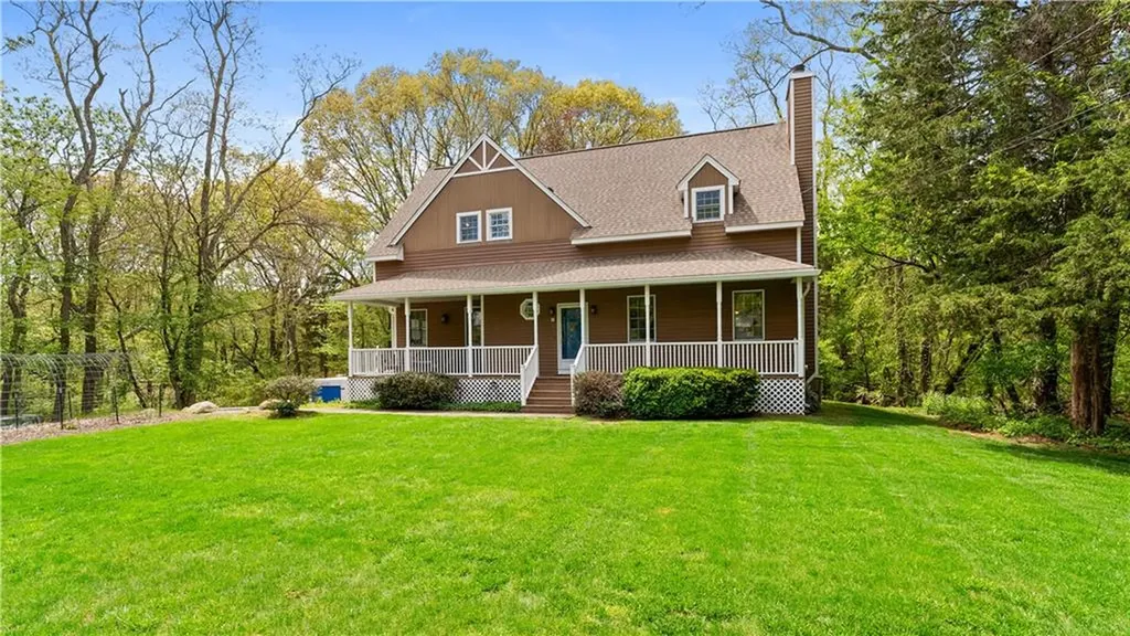 55 Fishing Cove Road North Kingstown RI 02852