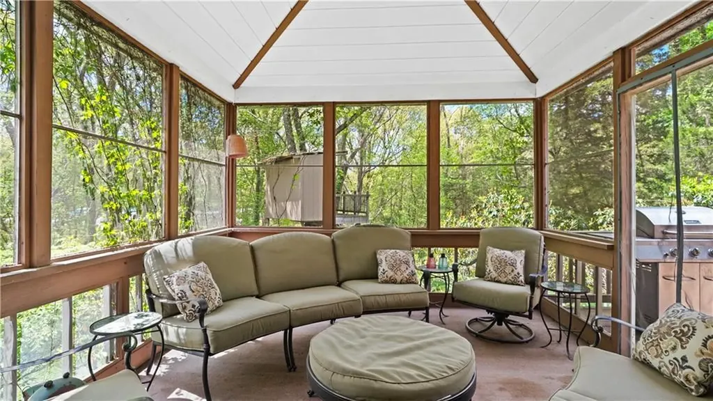 55 Fishing Cove Road North Kingstown RI 02852