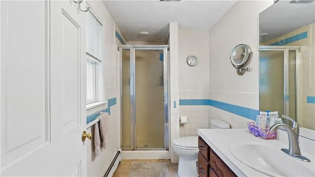 55 Fishing Cove Road North Kingstown RI 02852