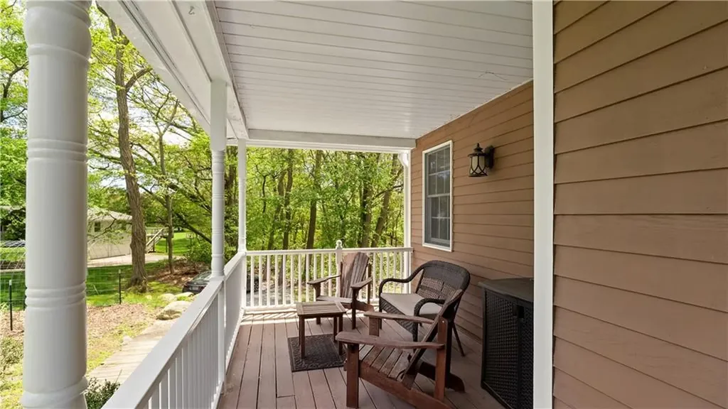 55 Fishing Cove Road North Kingstown RI 02852