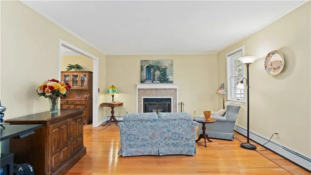 55 Fishing Cove Road North Kingstown RI 02852