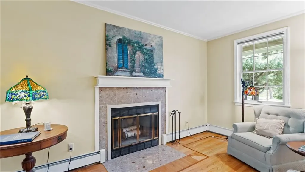 55 Fishing Cove Road North Kingstown RI 02852