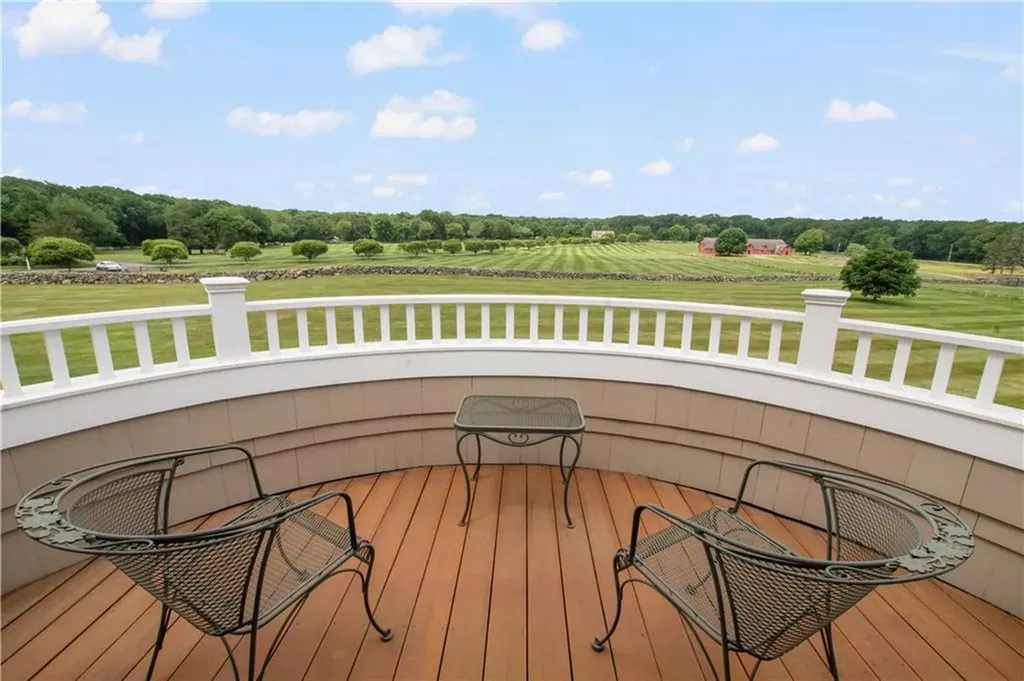 1 20 Gerald's Farm Drive Exeter RI 02822