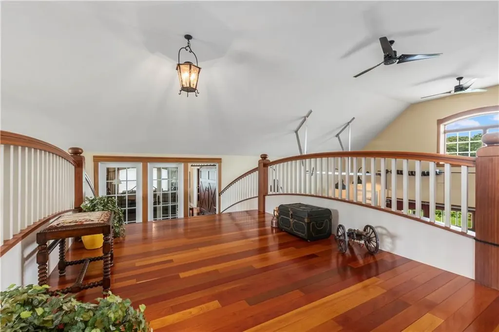 1 20 Gerald's Farm Drive Exeter RI 02822