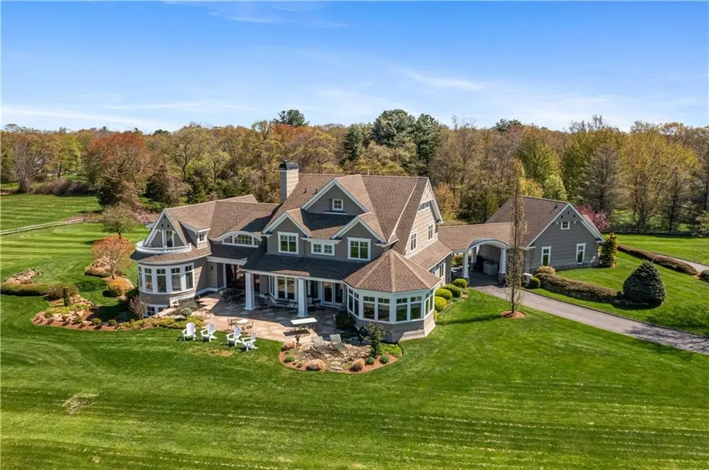 1 20 Gerald's Farm Drive Exeter RI 02822