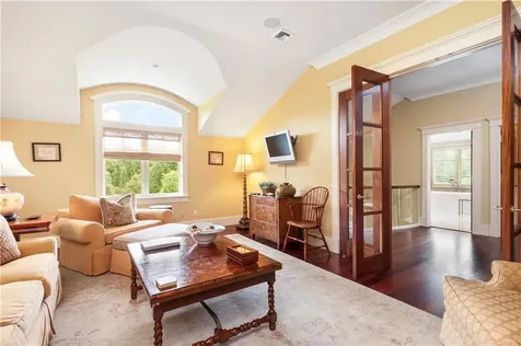 1 20 Gerald's Farm Drive Exeter RI 02822