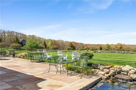 1 20 Gerald's Farm Drive Exeter RI 02822