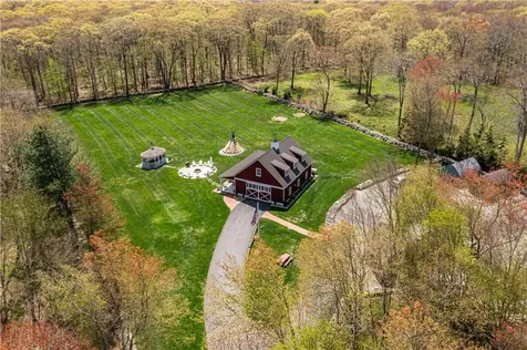 1 20 Gerald's Farm Drive Exeter RI 02822