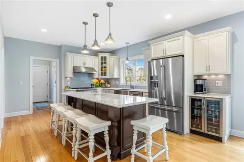 76 Woods Lane Cranston RI 02921