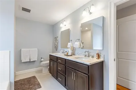 76 Woods Lane Cranston RI 02921