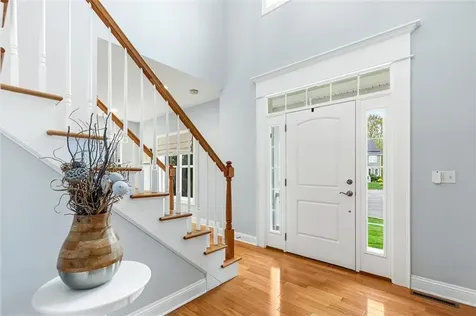 76 Woods Lane Cranston RI 02921