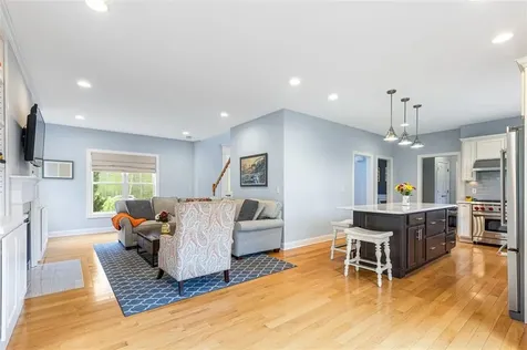 76 Woods Lane Cranston RI 02921