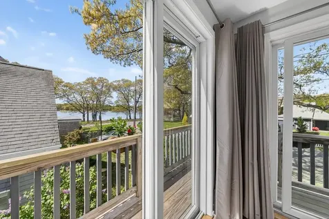 11 Johnson Avenue North Kingstown RI 02852