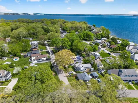 11 Johnson Avenue North Kingstown RI 02852