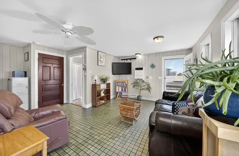 11 Johnson Avenue North Kingstown RI 02852