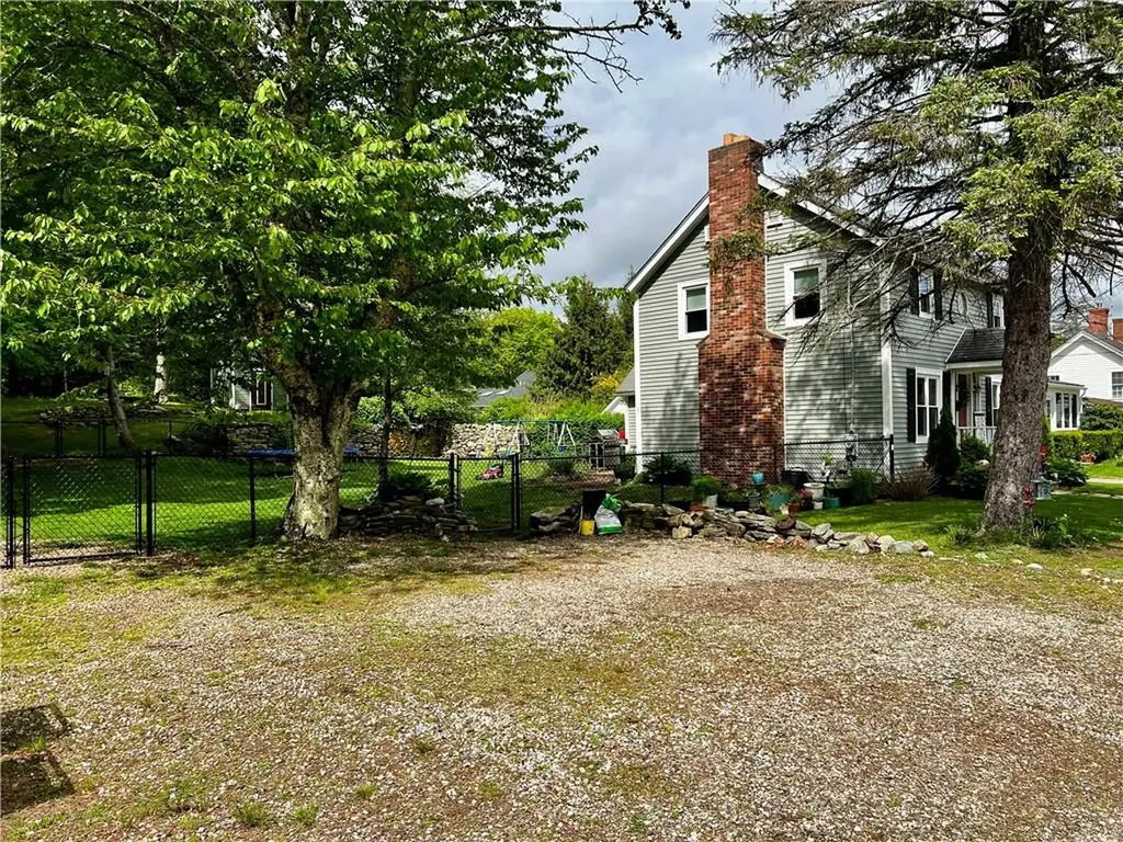 72 Farnum Pike Smithfield RI 02917