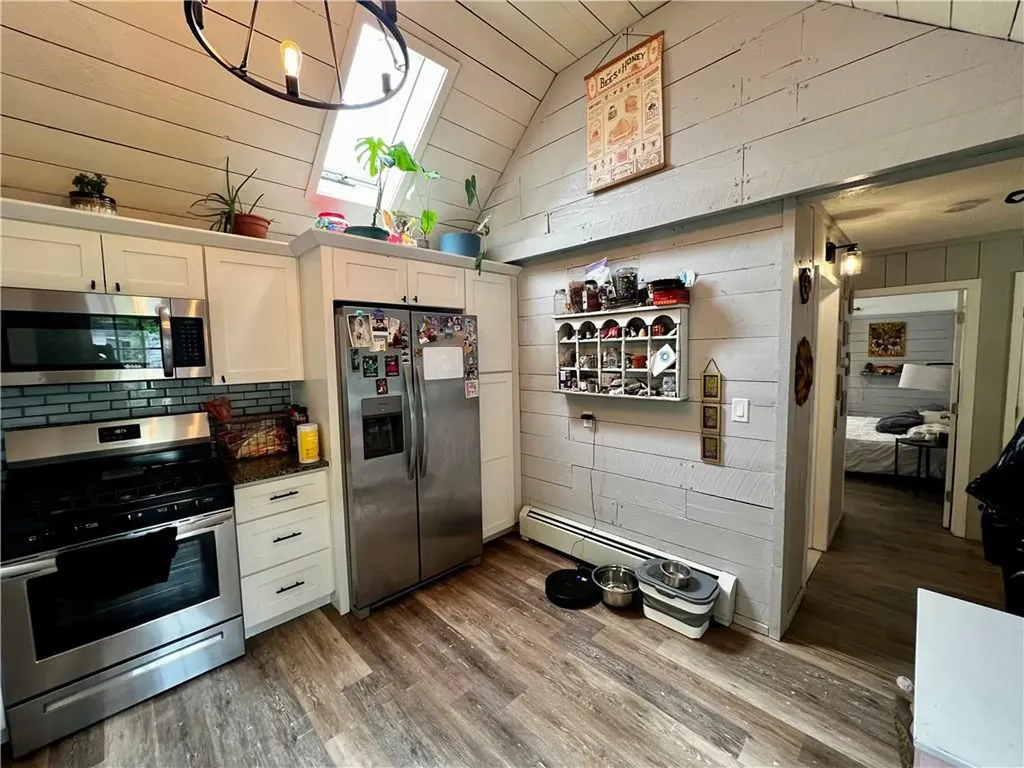 72 Farnum Pike Smithfield RI 02917