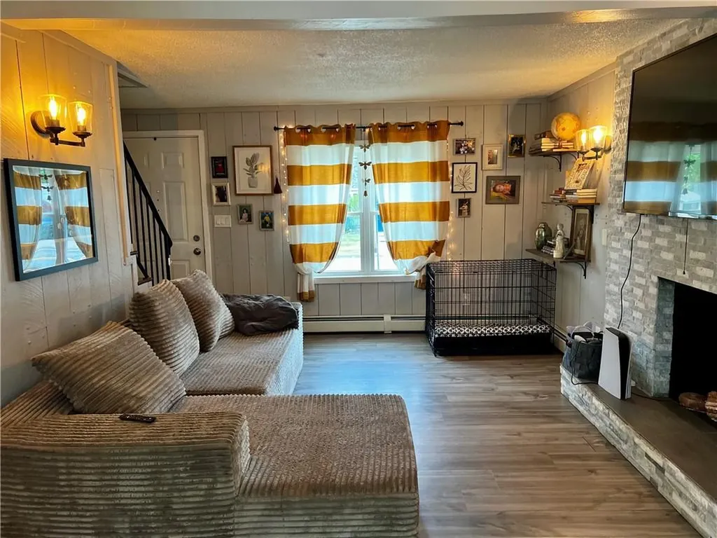 72 Farnum Pike Smithfield RI 02917