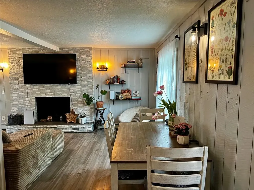 72 Farnum Pike Smithfield RI 02917