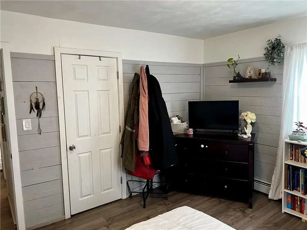72 Farnum Pike Smithfield RI 02917