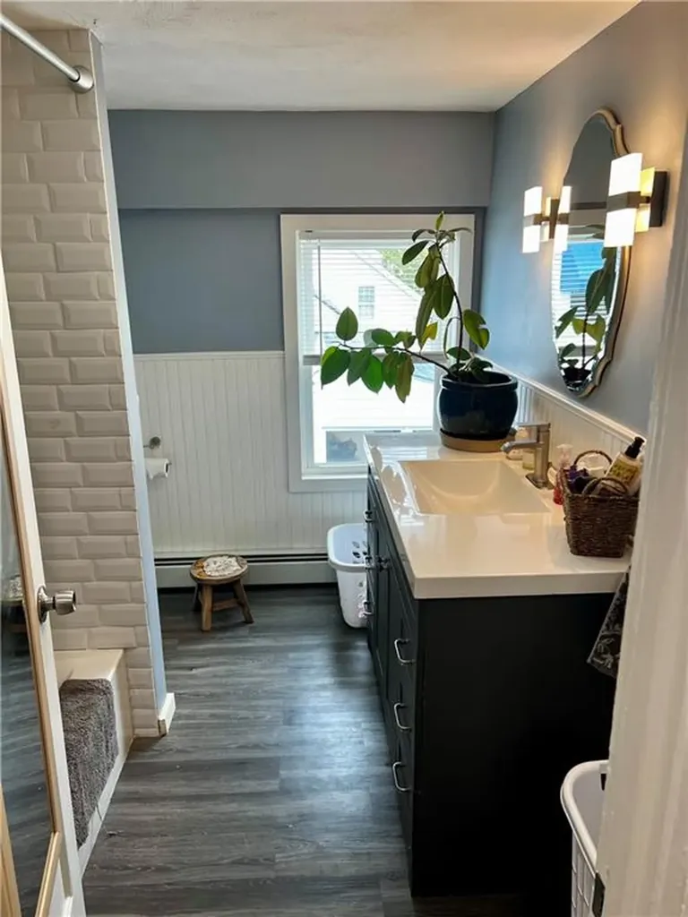 72 Farnum Pike Smithfield RI 02917