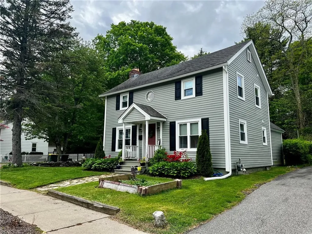 72 Farnum Pike Smithfield RI 02917