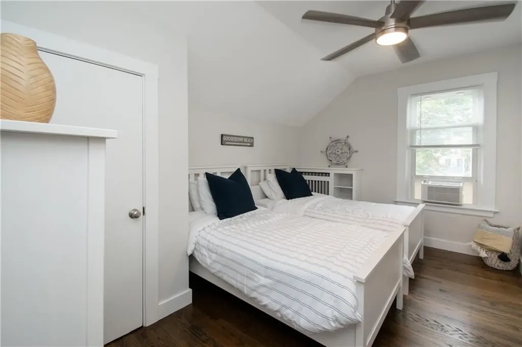 33 Slocum Street Newport RI 02840