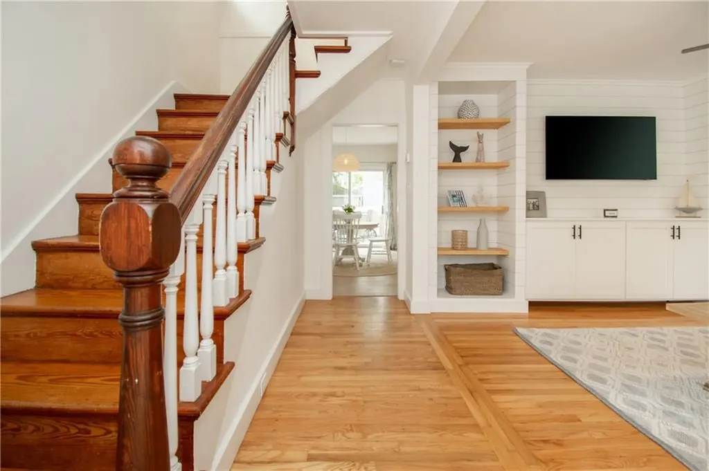 33 Slocum Street Newport RI 02840