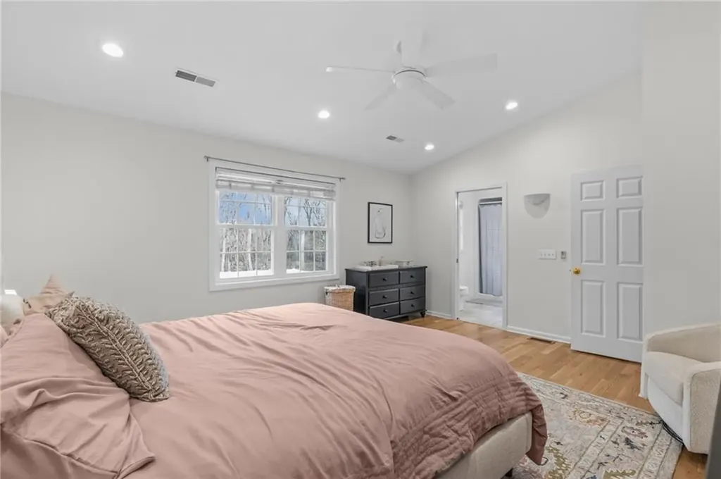 70 Foddering Farm Road Narragansett RI 02882