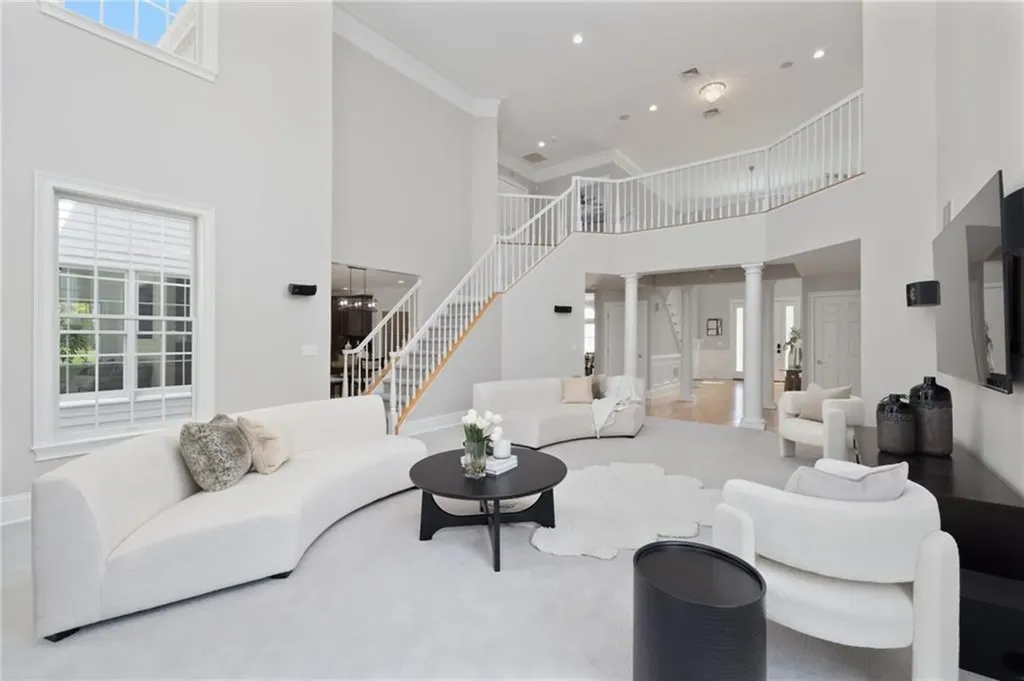 30 Lenihan Lane East Greenwich RI 02818